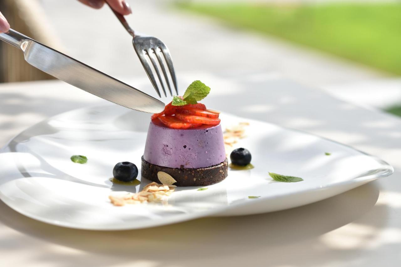 Shambala Wellness Club Hotel Rozhny ภายนอก รูปภาพ
