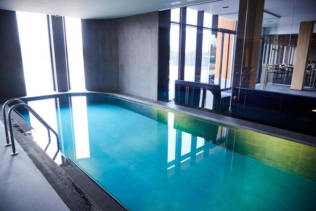 Shambala Wellness Club Hotel Rozhny ภายนอก รูปภาพ
