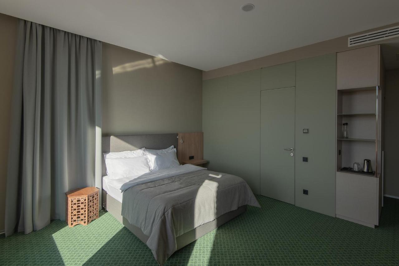 Shambala Wellness Club Hotel Rozhny ภายนอก รูปภาพ