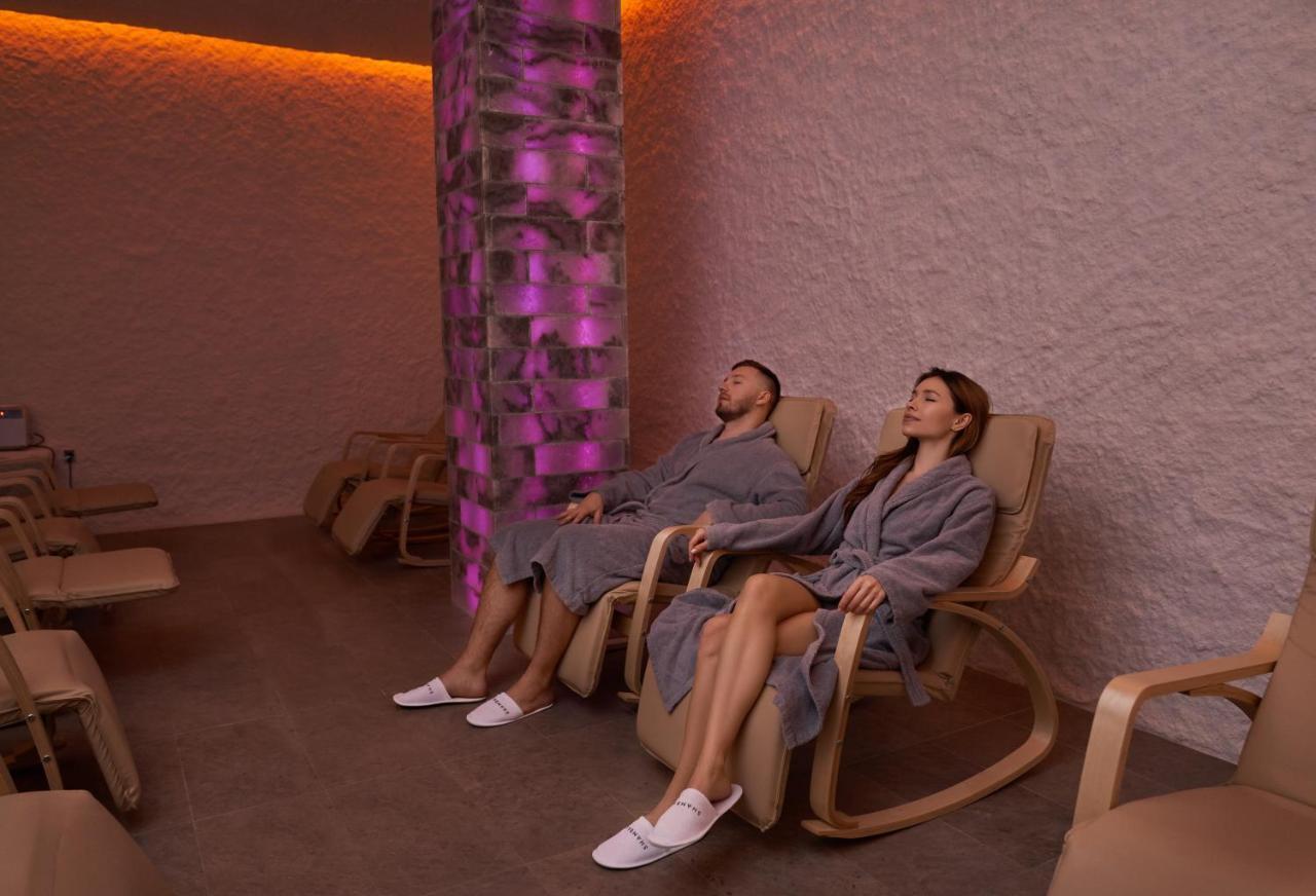 Shambala Wellness Club Hotel Rozhny ภายนอก รูปภาพ