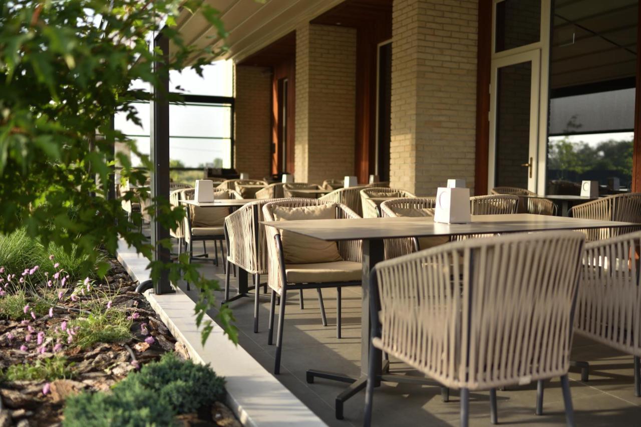Shambala Wellness Club Hotel Rozhny ภายนอก รูปภาพ
